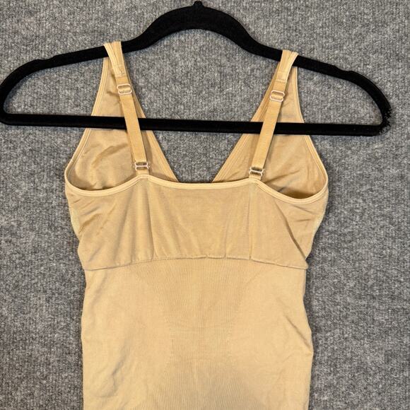 Spanx Shirt Womens Small Beige Tank Top Cami Shapewear Vneck Stretch No Padding - Picture 8 of 8
